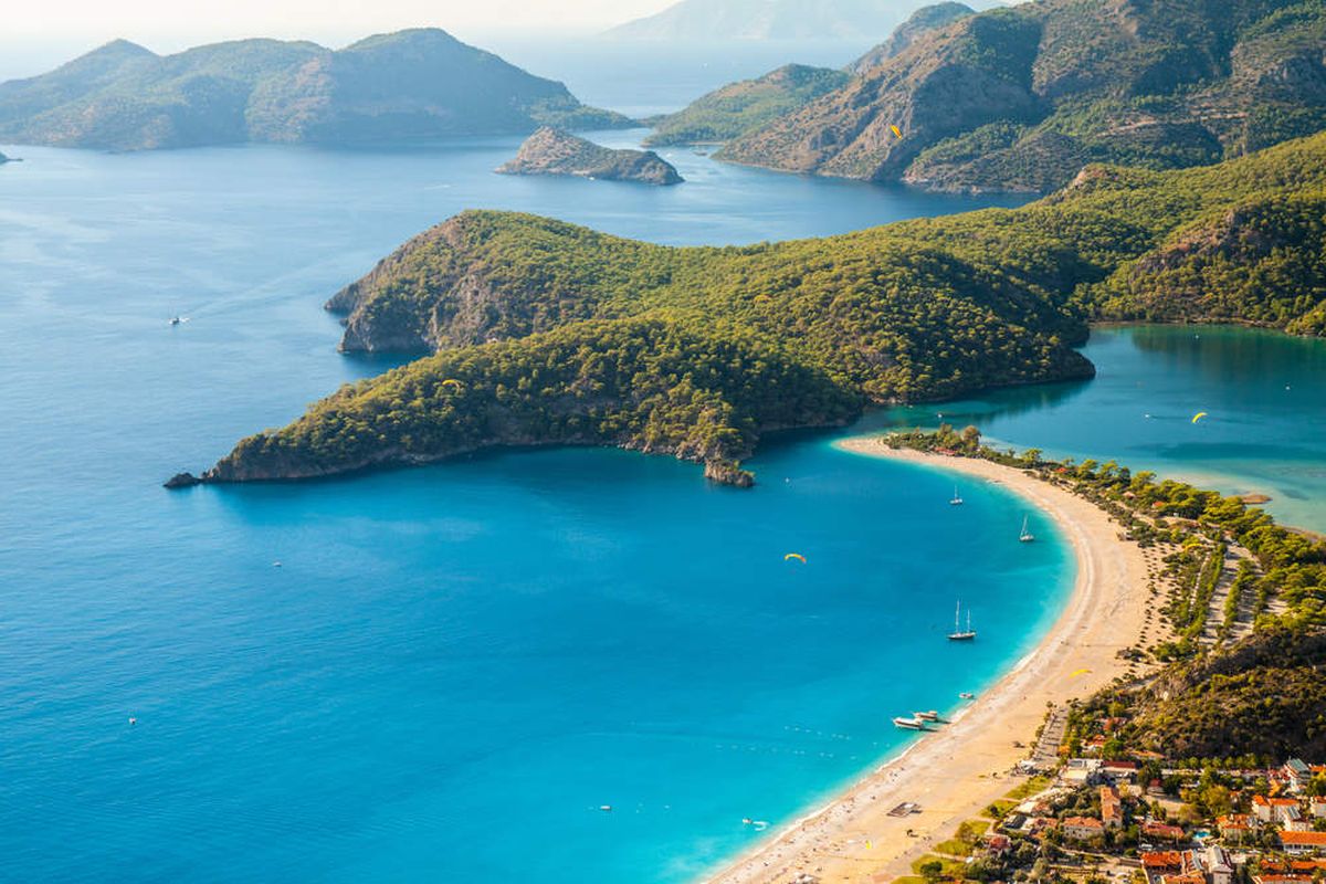 How to Get to Ölüdeniz from Dalaman Airport in 2025